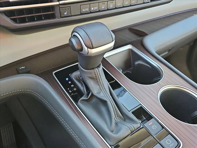 used 2024 Toyota Sienna car, priced at $40,991