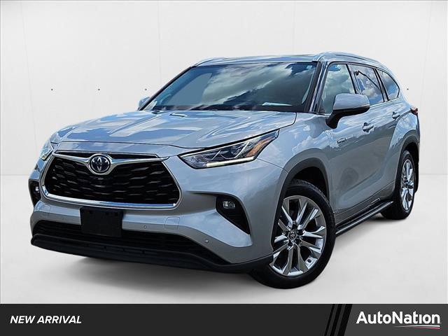 used 2021 Toyota Highlander Hybrid car, priced at $39,991