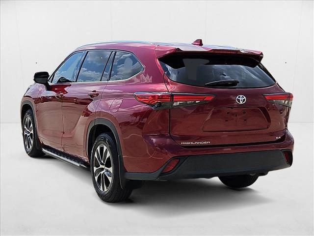 used 2021 Toyota Highlander car, priced at $30,991