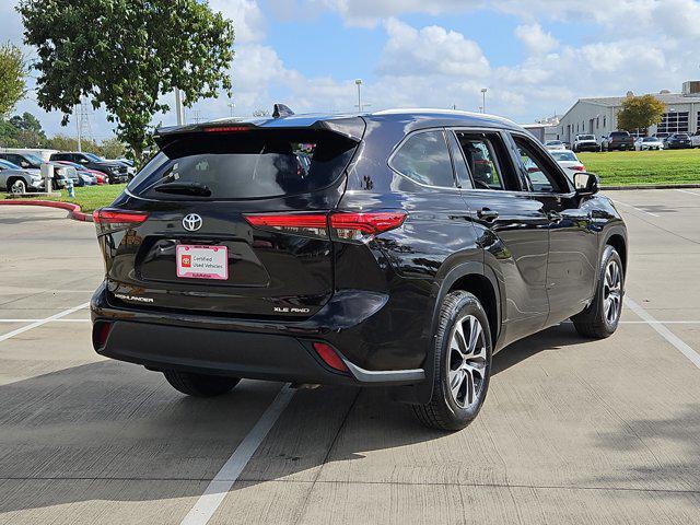 used 2022 Toyota Highlander car, priced at $35,991