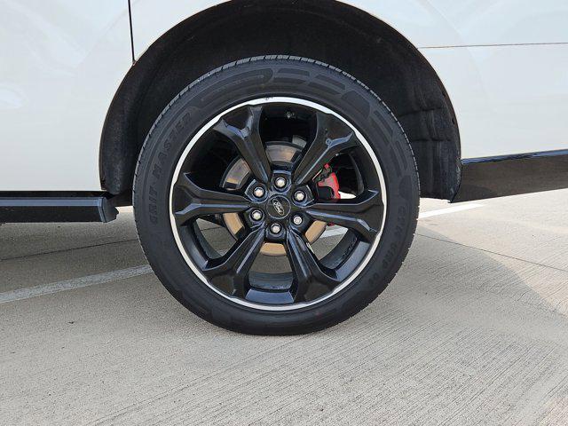 used 2022 Ford Expedition Max car, priced at $39,991