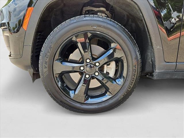 used 2022 Jeep Grand Cherokee L car, priced at $28,991