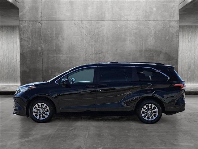 used 2022 Toyota Sienna car, priced at $29,991