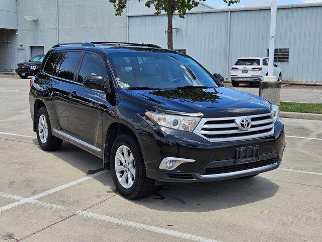 used 2013 Toyota Highlander car, priced at $12,991