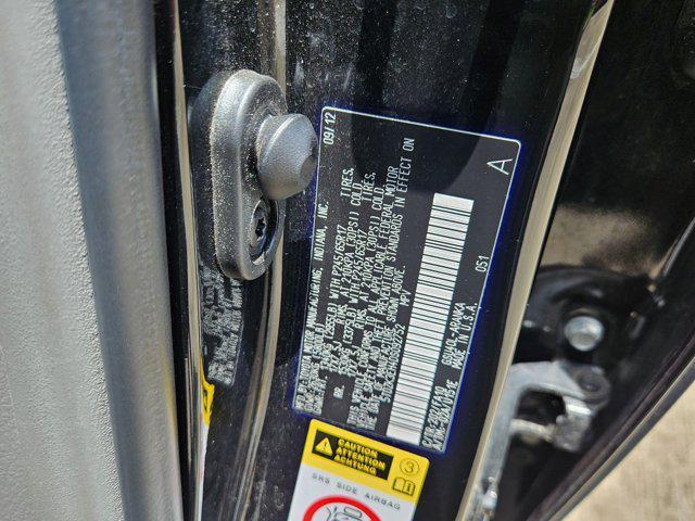 used 2013 Toyota Highlander car, priced at $12,991