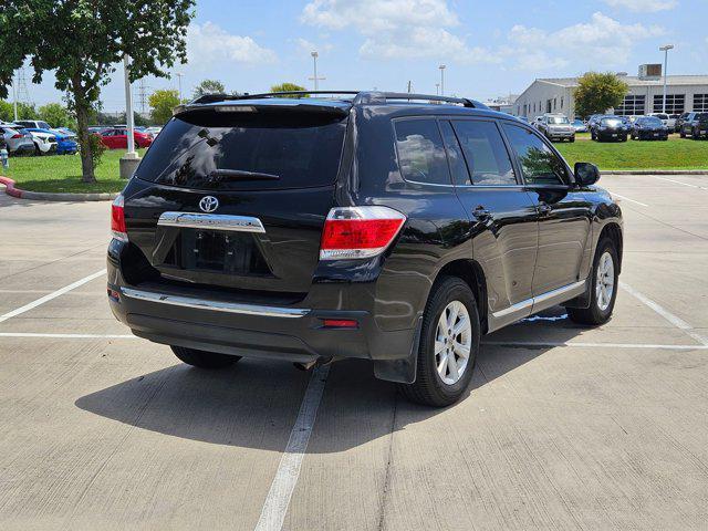 used 2013 Toyota Highlander car, priced at $12,991