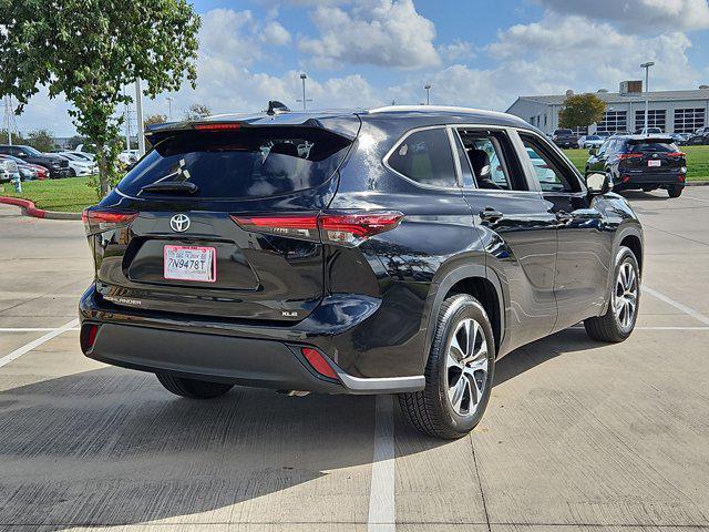 used 2024 Toyota Highlander car, priced at $39,991