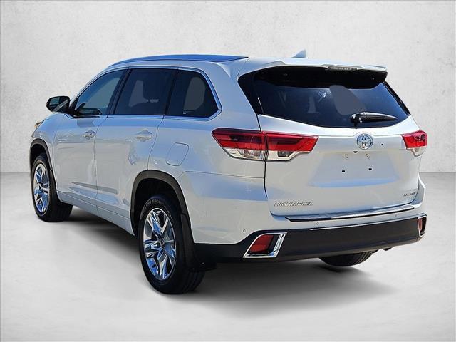 used 2018 Toyota Highlander car, priced at $22,491
