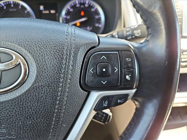 used 2018 Toyota Highlander car, priced at $22,491