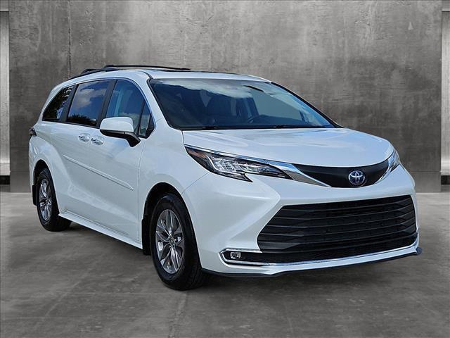 used 2022 Toyota Sienna car, priced at $41,491