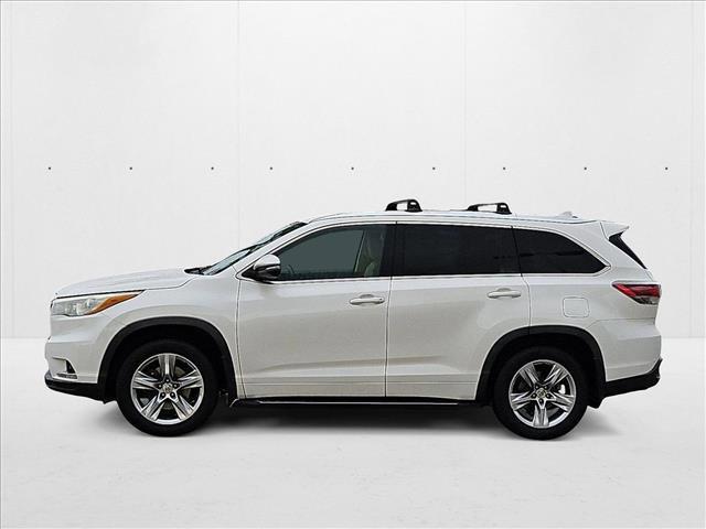 used 2015 Toyota Highlander car, priced at $16,398