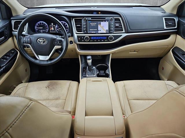 used 2015 Toyota Highlander car, priced at $17,991