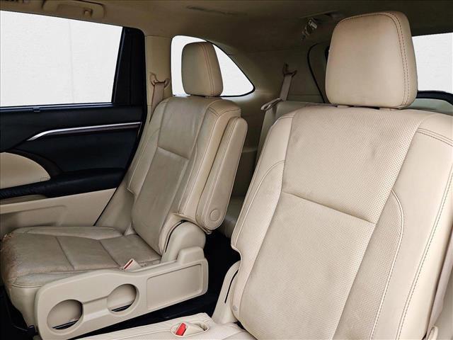 used 2015 Toyota Highlander car, priced at $16,398
