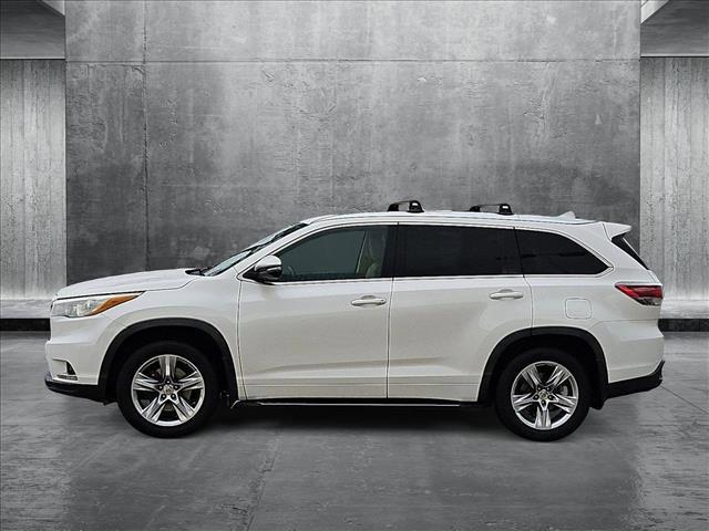 used 2015 Toyota Highlander car, priced at $17,991