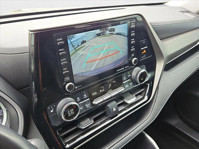 used 2022 Toyota Highlander car, priced at $31,965