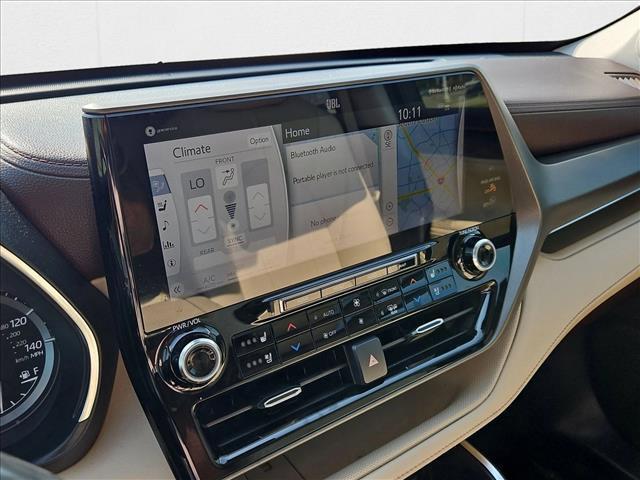 used 2021 Toyota Highlander car, priced at $34,771