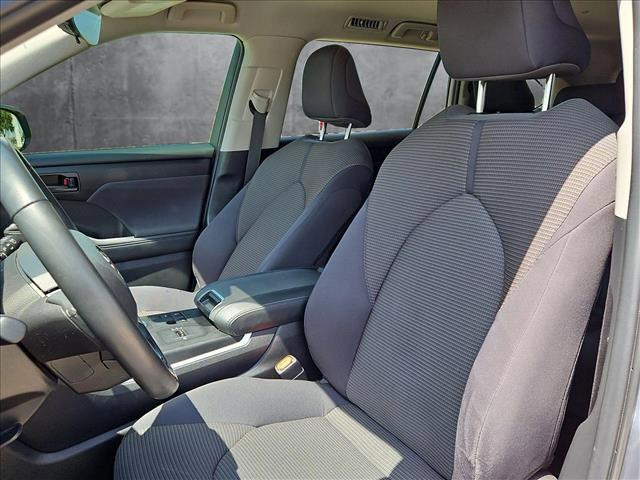 used 2024 Toyota Highlander car, priced at $37,991
