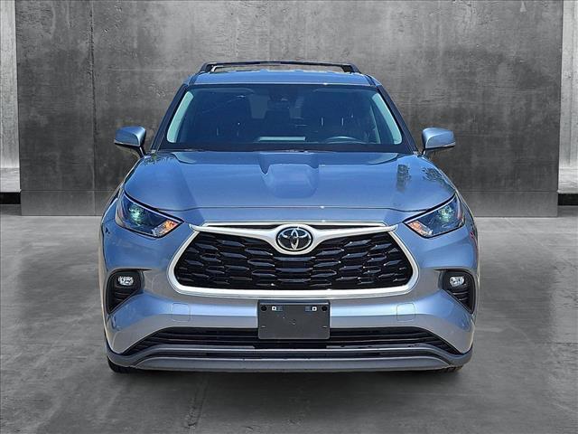 used 2024 Toyota Highlander car, priced at $37,991