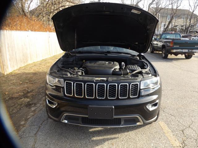 used 2017 Jeep Grand Cherokee car, priced at $17,490