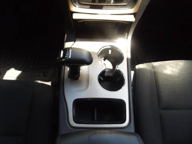 used 2015 Jeep Grand Cherokee car, priced at $13,290