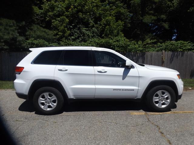 used 2015 Jeep Grand Cherokee car, priced at $13,490