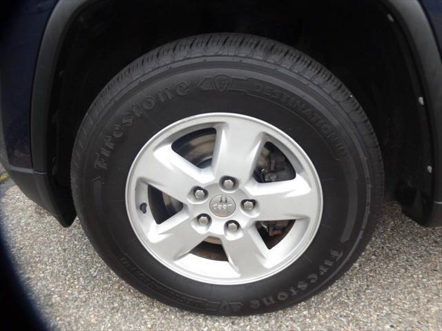 used 2012 Jeep Grand Cherokee car, priced at $9,995