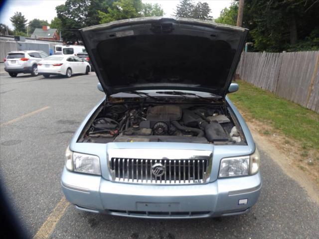 used 2008 Mercury Grand Marquis car, priced at $4,995