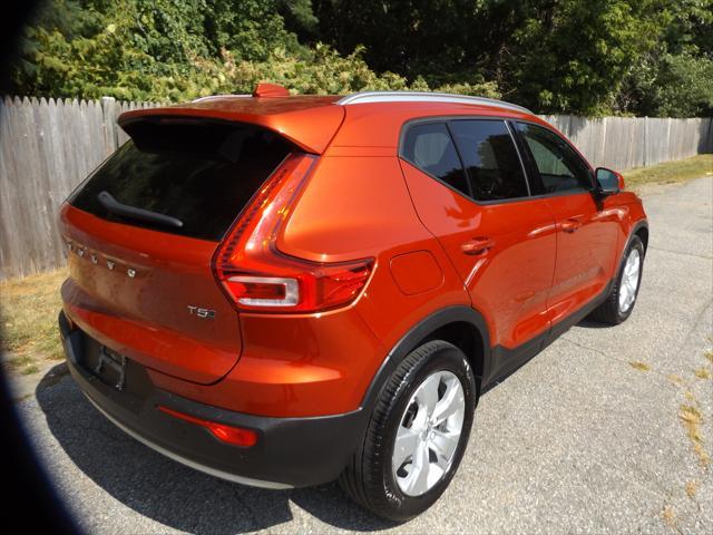 used 2020 Volvo XC40 car, priced at $20,990