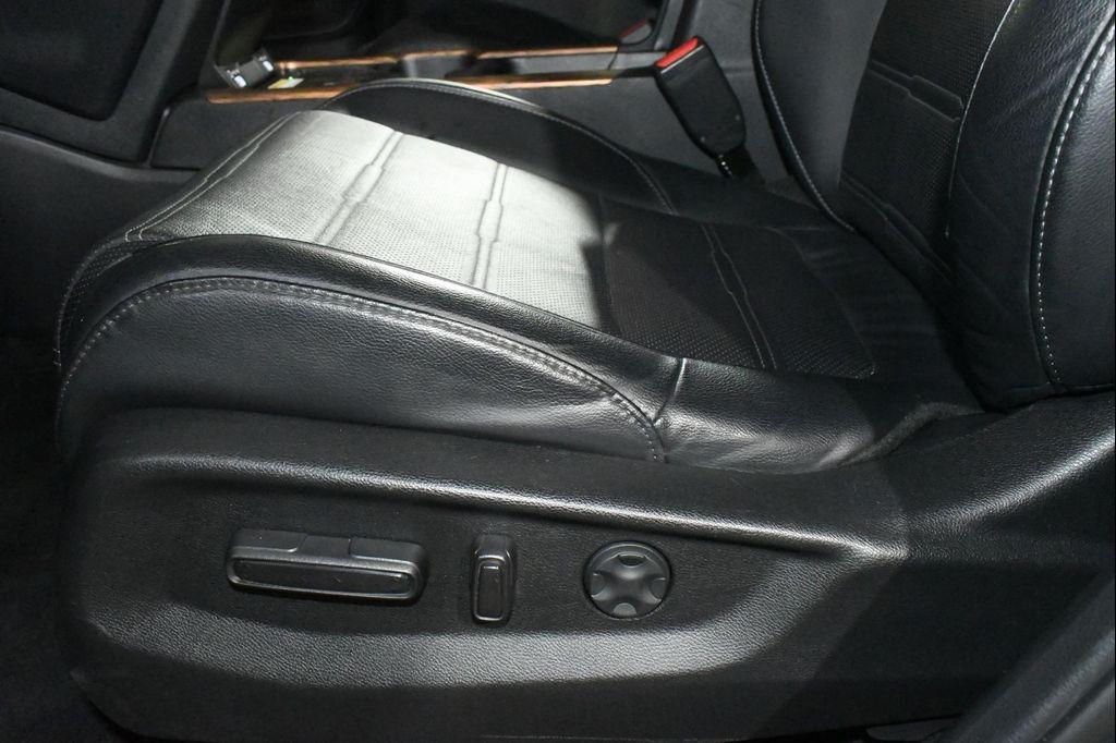 used 2022 Honda CR-V Hybrid car, priced at $27,978