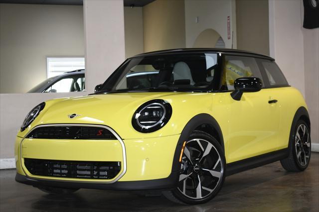 used 2025 MINI Hardtop car, priced at $31,500