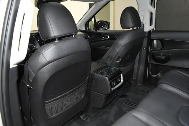 used 2025 Kia Carnival car, priced at $45,978