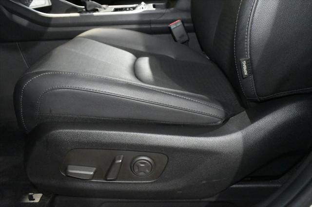 used 2025 Kia Carnival car, priced at $45,978