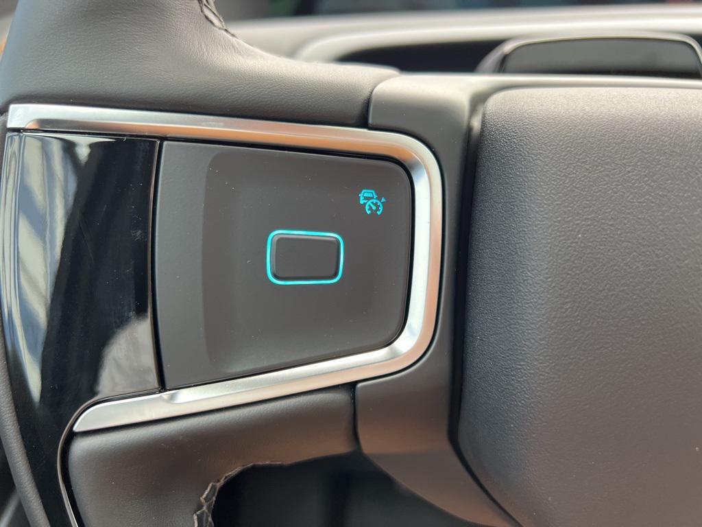 new 2025 Ford Expedition car, priced at $83,945