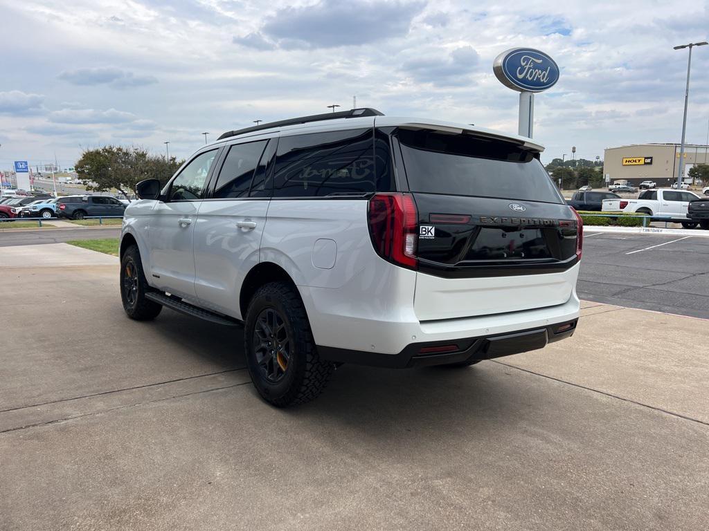 new 2025 Ford Expedition car, priced at $83,945