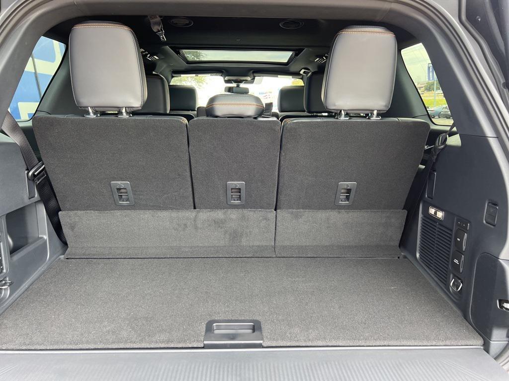 new 2025 Ford Expedition car, priced at $83,945