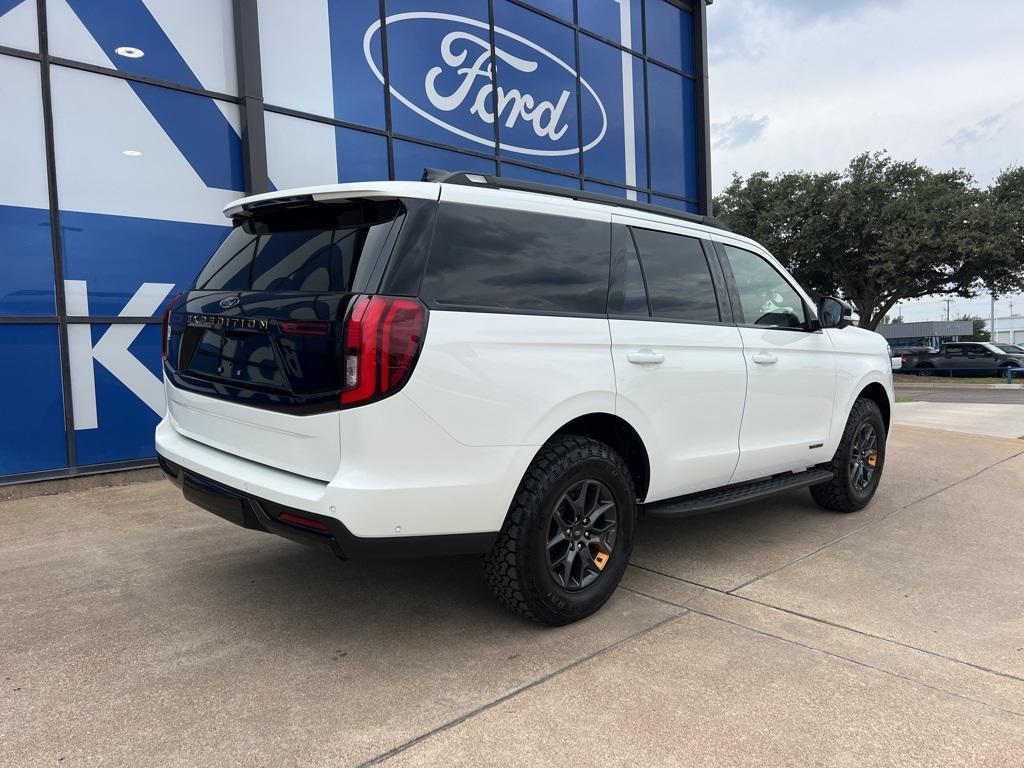 new 2025 Ford Expedition car, priced at $83,945