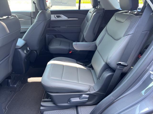 new 2025 Ford Explorer car, priced at $40,503