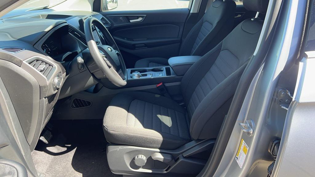 new 2024 Ford Edge car, priced at $33,519