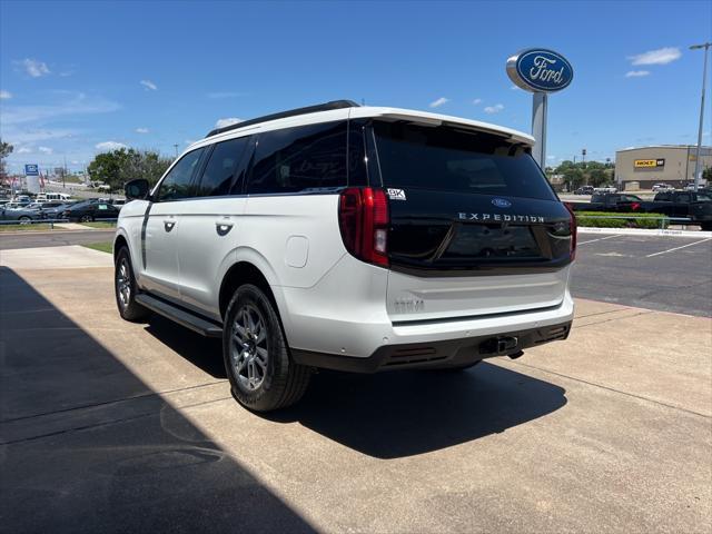 new 2025 Ford Expedition car, priced at $69,205