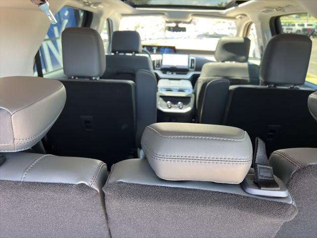 new 2025 Ford Expedition car, priced at $69,205