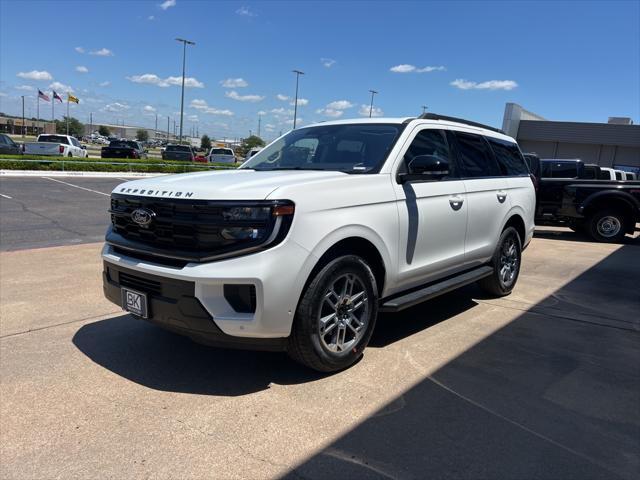 new 2025 Ford Expedition car, priced at $69,205