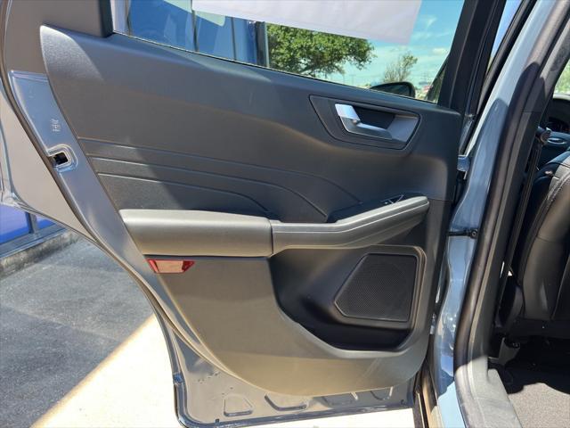 new 2025 Ford Escape car, priced at $33,325