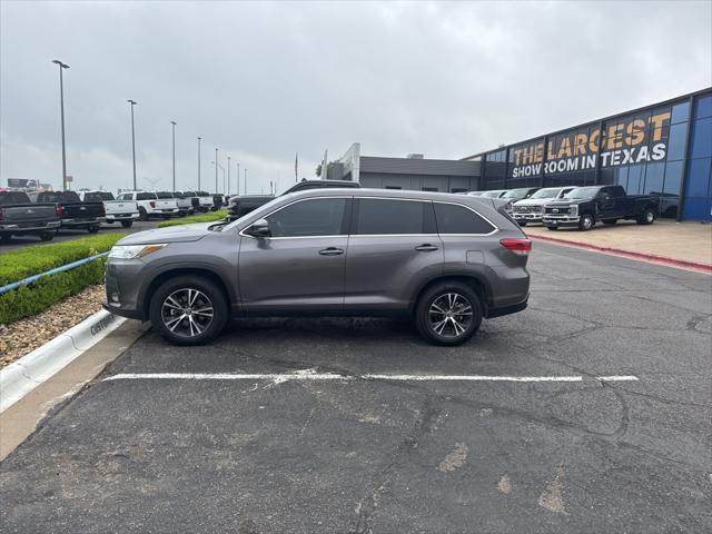 used 2019 Toyota Highlander car, priced at $19,977