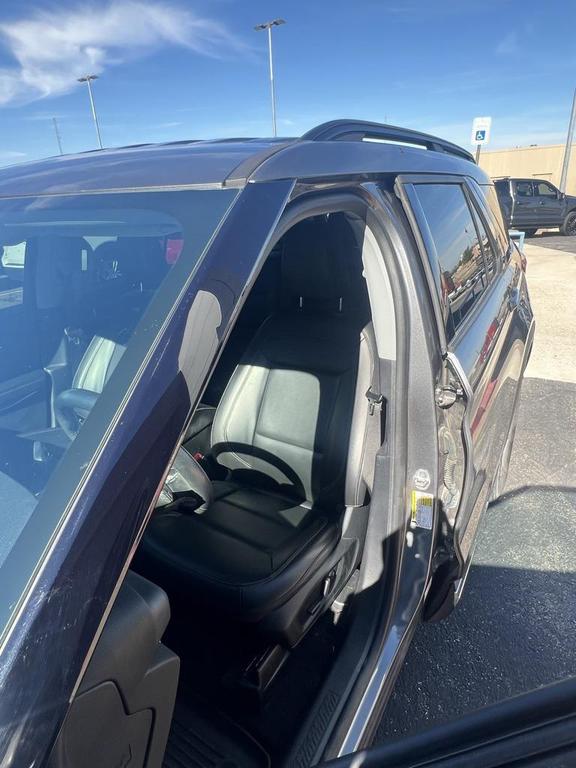 used 2022 Ford Explorer car, priced at $26,555