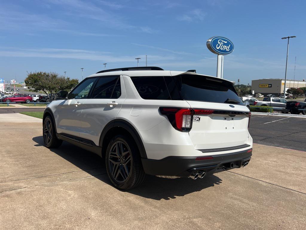 new 2025 Ford Explorer car, priced at $61,554