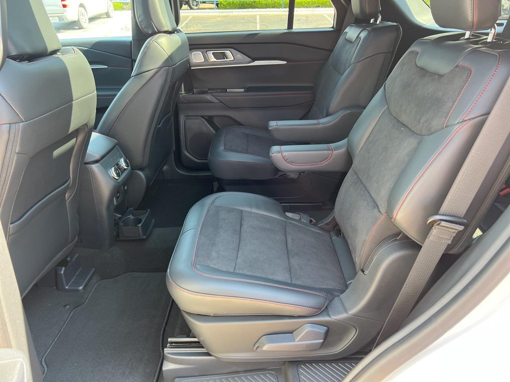 new 2025 Ford Explorer car, priced at $61,554