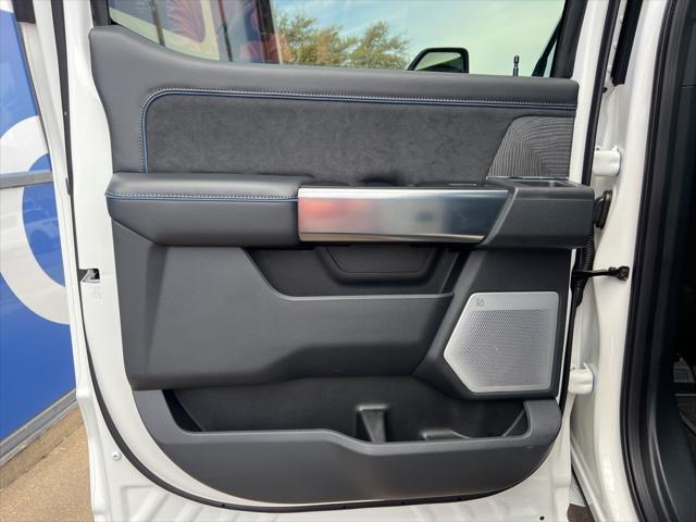 new 2025 Ford F-250 car, priced at $91,027