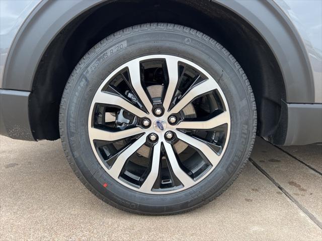 new 2025 Ford Explorer car, priced at $44,989