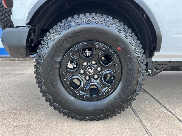 new 2024 Ford Bronco car, priced at $65,401