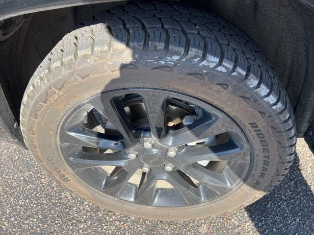 used 2020 Jeep Grand Cherokee car, priced at $22,963